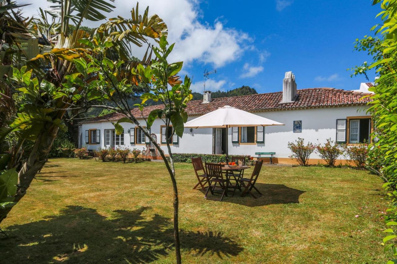 Domus Adepta Family W Garden Villa ฟูร์นัส ภายนอก รูปภาพ