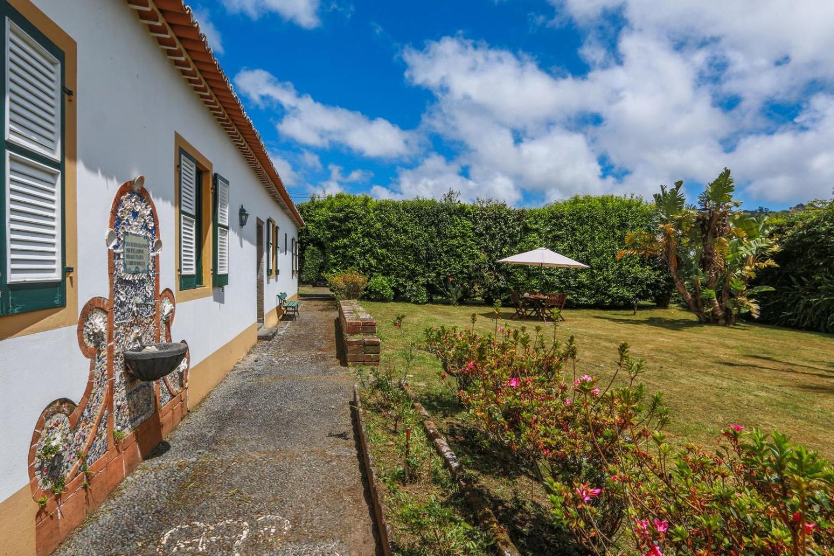 Domus Adepta Family W Garden Villa ฟูร์นัส ภายนอก รูปภาพ